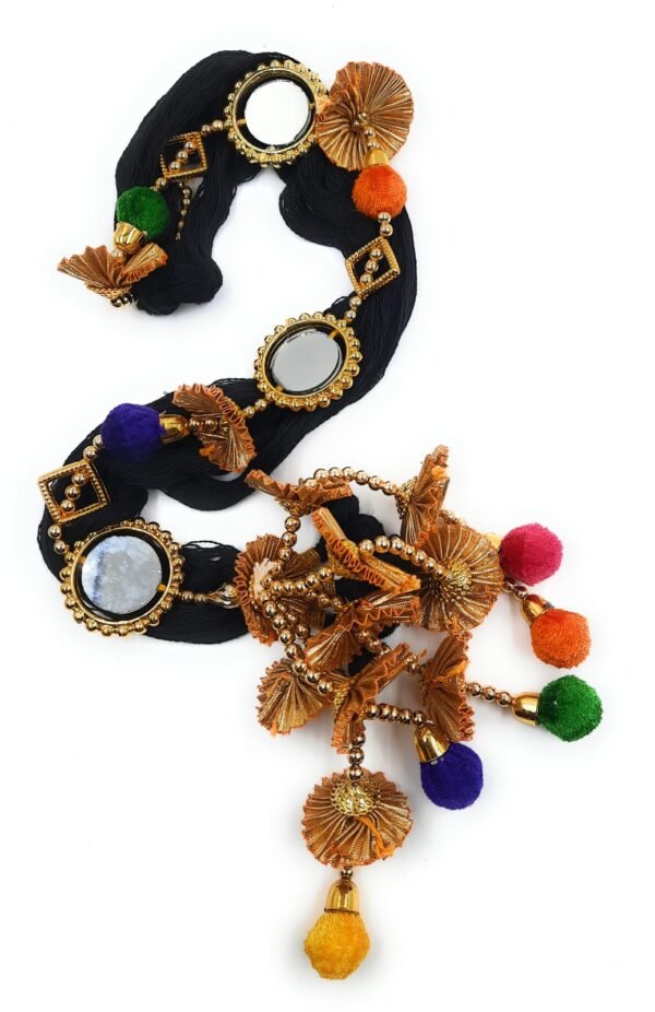 Simka Punjabi Paranda